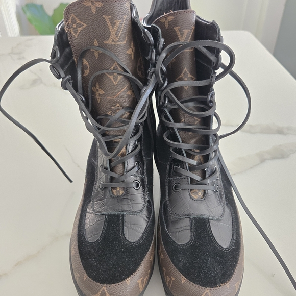 Louis Vuitton Monogram Black and Brown Boots - Picture 2 of 5